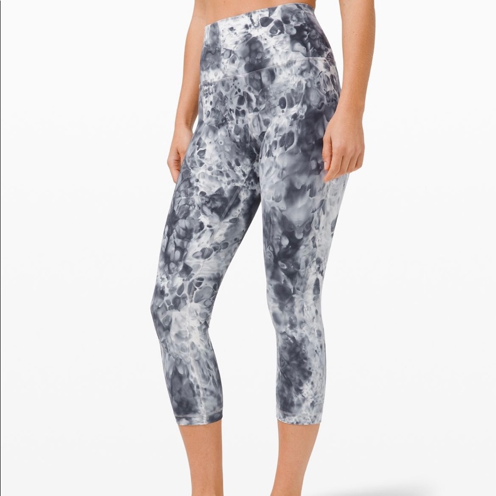 Lululemon Wunder under high rise crop 21” - Picture 1 of 6